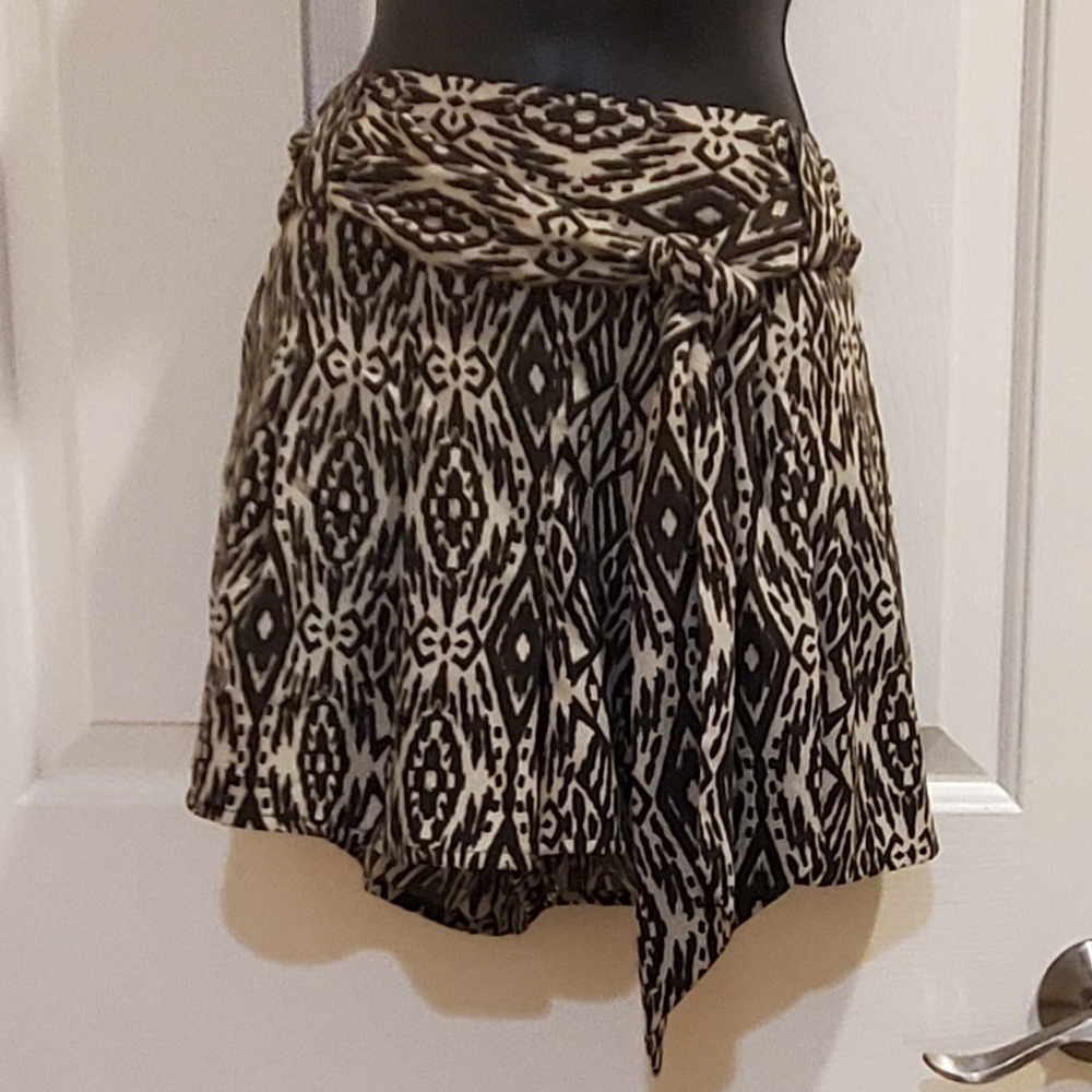 Flowy Shorts w/Belt